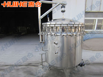 精美展示電動開蓋蒸煮鍋,電動開蓋高壓蒸煮鍋實拍圖,讓客戶更直觀的了解我們的產品!